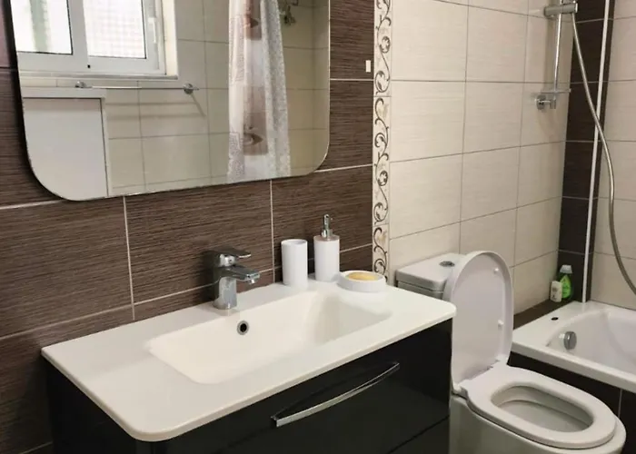 Albania Sarand Koder